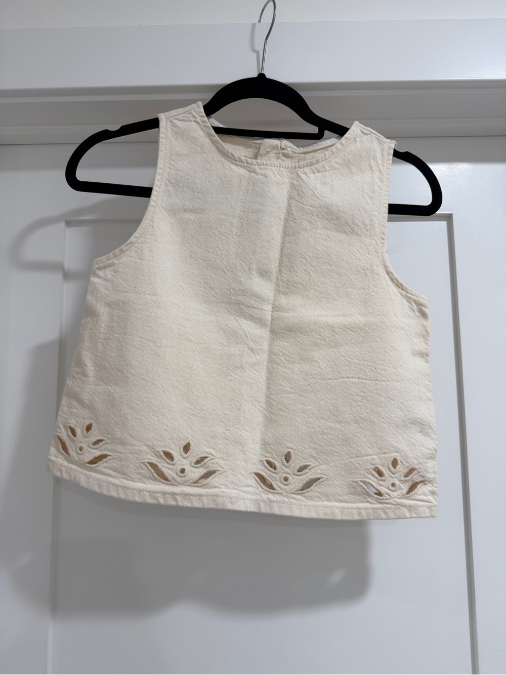 Zara Cream Eyelet Hem Sleeveless Tank Top